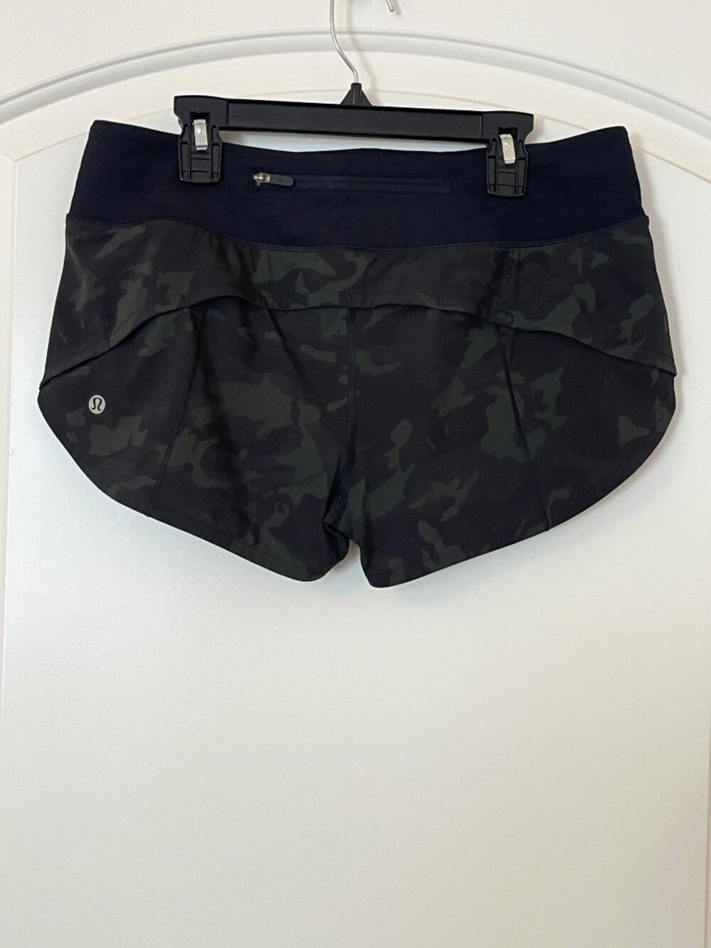 New Lululemon Speed Up Shorts 2.5" Gray Black Camo With Liner Size 6